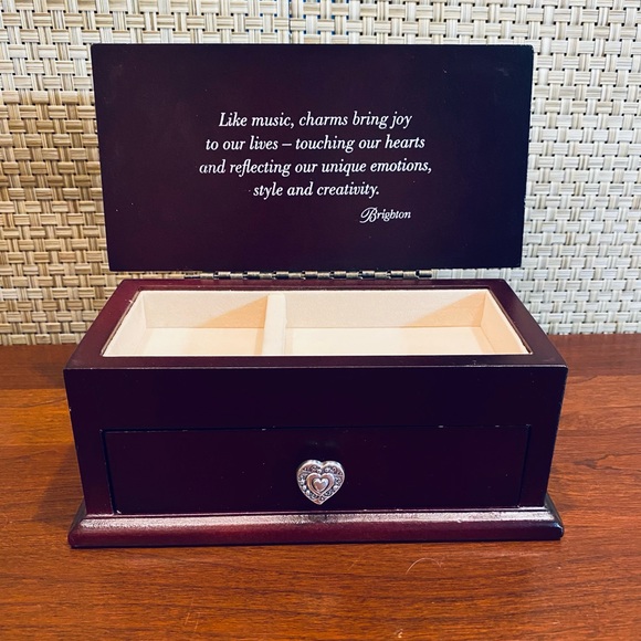 Brighton Jewelry - NWOT Brighton Mahogany Charm Bracelet Jewelry Box